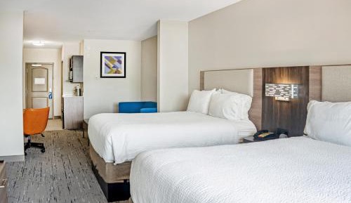 Double Suite with Bath Tub - Disability Access/Non-Smoking 