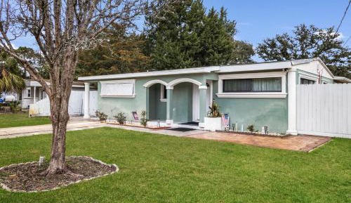 Four-Bedroom Vacation Home