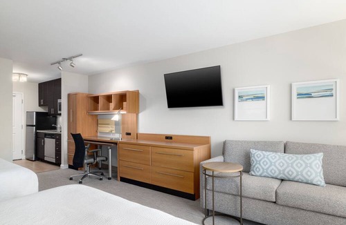 Ocean City Hotel | TownePlace Suites by Marriott Fort Walton Beach-Eglin AFB