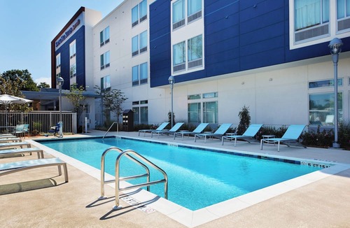 Ferry Pass Hotel | SpringHill Suites Pensacola