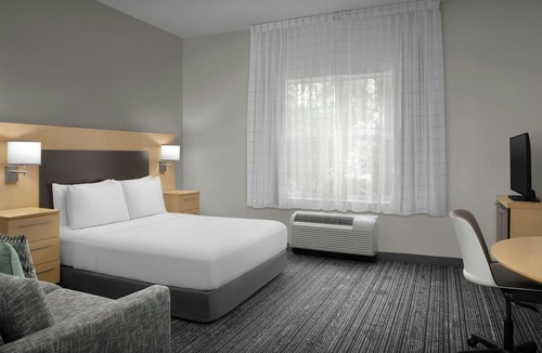 Ferry Pass Hotel | TownePlace Suites by Marriott Pensacola
