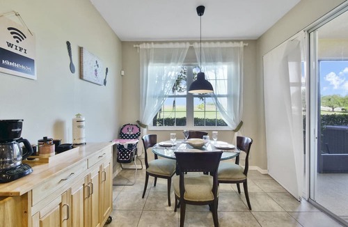 Reunion Cottage | Oasis Near Disney w Golf View, Family&pet Friendly