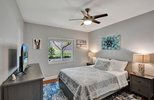 Victoria Park Apartment | Retro Oasis by Las Olas