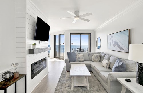 Orange Beach East Condo | Beachfront 1BR + Bunk Alcove @ Phoenix X Sleeps 6 Next to Flora-Bama
