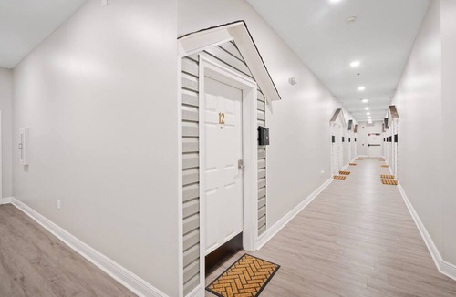 Union Church Apartment | 1 Bedroom Apartment at Oak + Fountain - #6