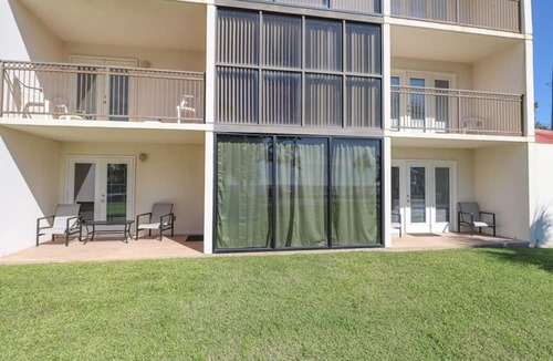 Biloxi Condo | The Beach Just Called. Asking For You! 2 Bedroom/2 Bath- Sleeps 6!