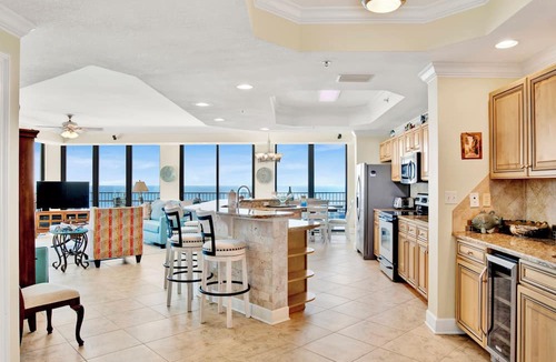 Orange Beach East Condo | Stunning Beachfront Corner 3BR @ Phoenix IX Sleeps 10 Panoramic Views & Pools