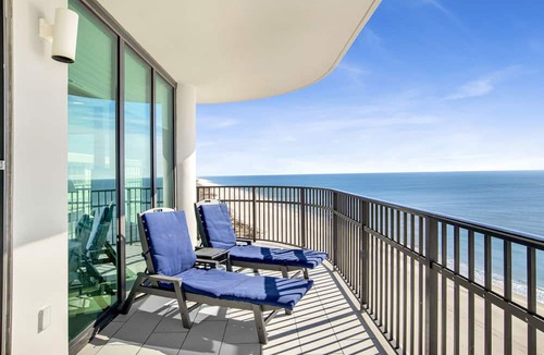 Orange Beach East Condo | Stunning Beachfront Corner 3BR @ Phoenix IX Sleeps 10 Panoramic Views & Pools