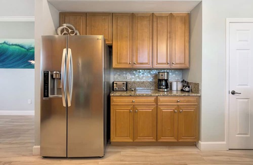 Palm Coast Condo | Oceanfront Corner Condo 421 - seconds to the surf and sand!