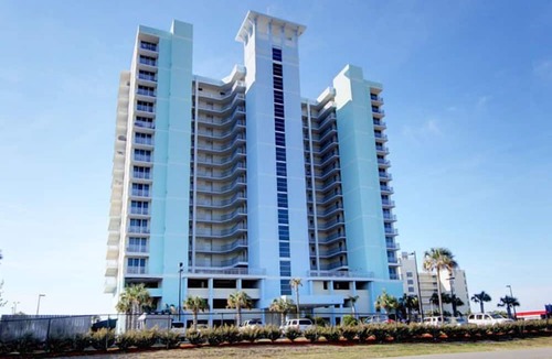 Pensacola Beach Condo | Stunning Beach View Condo with Large Balcony and Short Walk to the Beach!