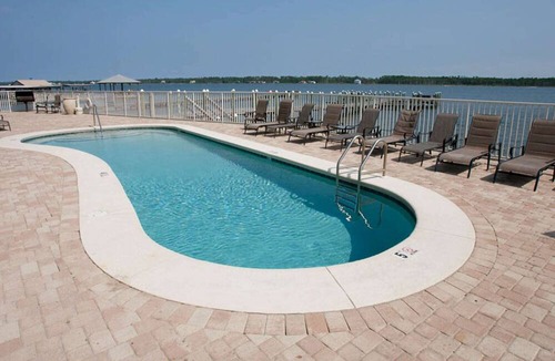 Gulf Shores Condo | Lagoon Tower 1101 | Indoor/Outdoor Pools + Hot Tub & Beach Access
