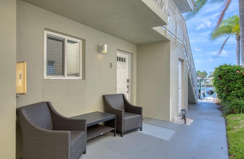 Clearwater Beach Condo | Modern Waterfront Escape Near Beach (U3)