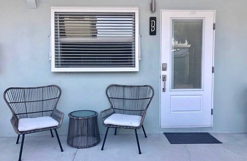 Winslow Reserve Apartment | Spotless Coastal Efficiency in Cocoa Beach! - Unit B