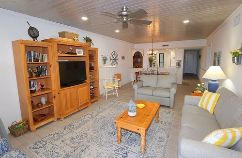 Whitney Beach Condo | The Shore 211-Stylish 2BR Gulffront Condo with Stunning Sunsets & Pool by RVA