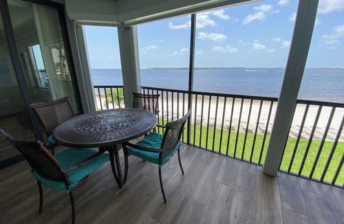 Punta Rassa Condo | Sanibel Harbour Resort Bay View Tower 135: Overlooking the private beach with stunning sunsets.
