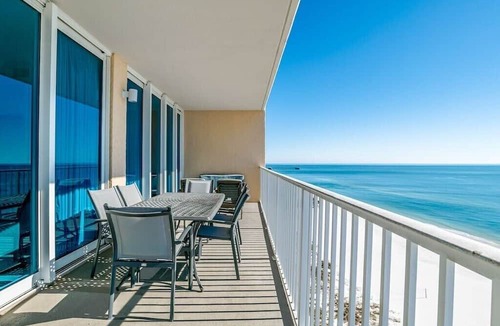 Gulf Shores Condo | San Carlos 1209 | Gorgeous, updated direct beach front! Walk to shop, dine, fun!