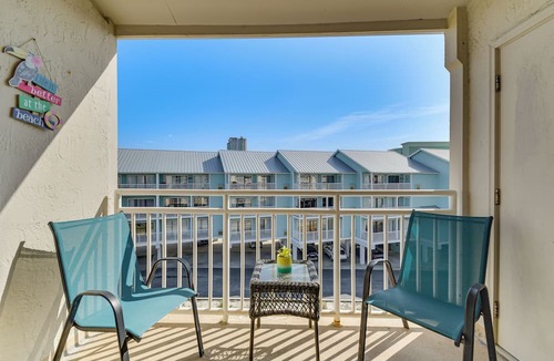 Orange Beach Condo | Orange Beach Retreat w/4 Pools - Walk to Beach!