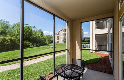 Four Corners Condo | Recently Renovated, Award Winning, Brand New Furniture , Near Disney 2+2