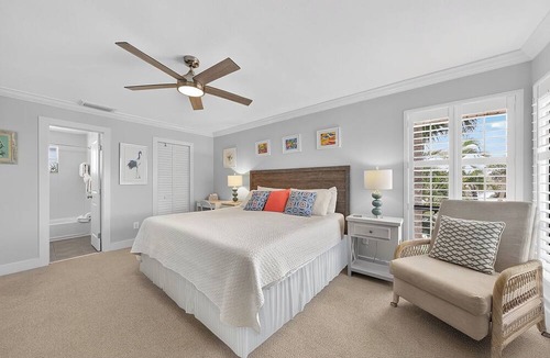 Sanibel Condo | Blind Pass A205: Renovated West End Condo by Beach