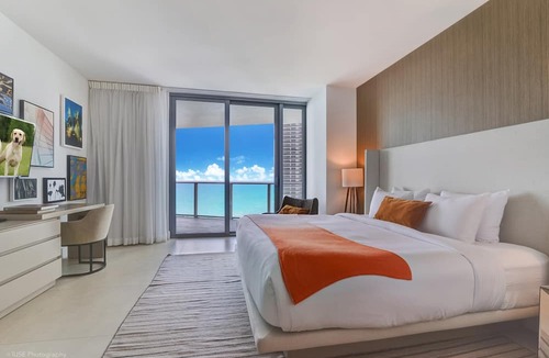 Hollywood South Central Beach Condo | Three Bedroom Paradise Above The Ocean