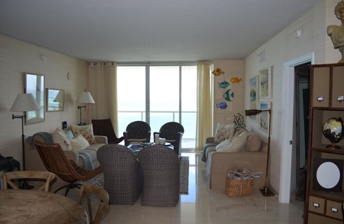 Sunny Isles Beach Apartment | Amazing Apartment In The Best Area Of Miami, La Perla Unit 3703 STR #00082