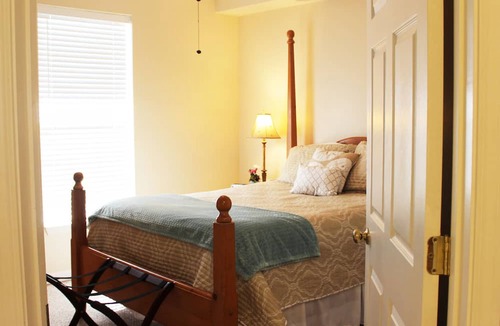 St. Augustine Beach Condo | Beachside Condo - Family Friendly & just a short block away from the ocean.