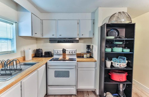 Citra House | 2BR House + RV Access + BBQ Near Silver Springs