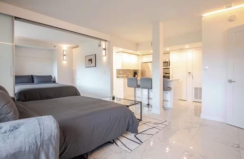 South Pointe Condo | BEACHFRONT 2 Bed 2 Bath Luxury Condo in South of Fifth Neighborhood