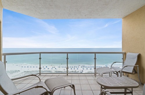 Villa Primera Condo | Full Ocean Views on Pensacola Beach EI 10th Flr 2BD2BA