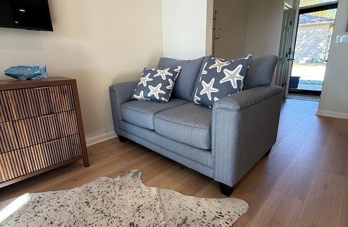 Daphne Condo | Sweetwater-Newly renovated bay view studio Sleeps 2 Near Interstate in Daphne AL