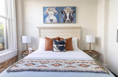 Downtown Condo | The Brent Lofts Southern Comfort 318