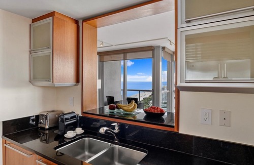 City Center Apartment | 2/2 Direct Ocean at the Setai