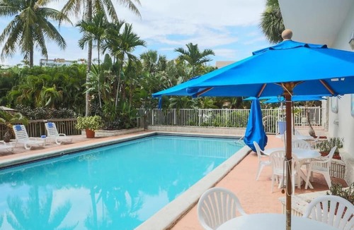 Cutler Bay Hotel | Motel 6 Cutler Bay, FL