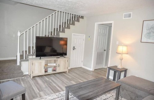 Grand Bay Apartment | Townhomes near the Bay - #4