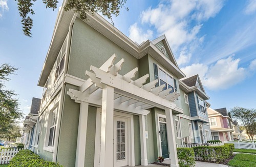 Venetian Bay Villages Condo | Sunshine Retreat Minutes From Disney Magic