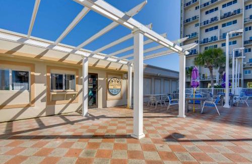 Sunnyside House | ‘Emerald Dreams’ Beach & Lakefront West PCB Condo