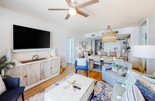 Fort Morgan House | Luxury Condo on 12th Floor of Beautiful Resort with Shared Pool & Hot Tub WiFi