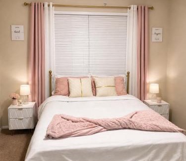Metro West Apartment | MetroWest Stay 2BR Near Universal and Disney