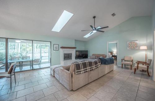 Scenic Hills Country Club Estates House | Pensacola Golf Course Escape 3 br 3ba