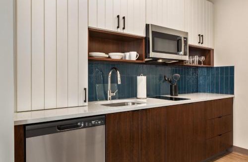 Northeast Pensacola Hotel | Staybridge Suites Pensacola Airport by IHG