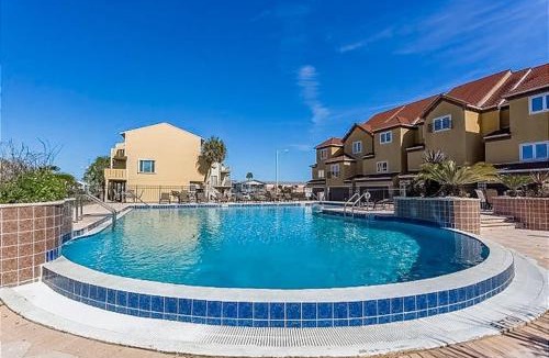 Villa Segunda House | Gorgeous townhouse plenty of space family-friendly & close to everything