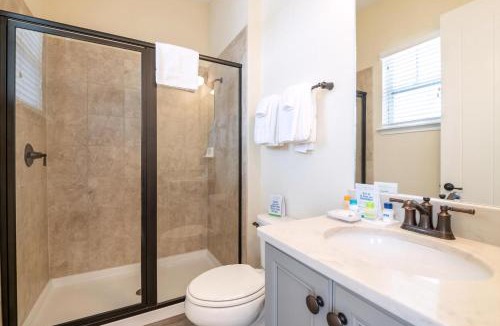 West Kissimmee House | Casa Del Mar Cottage Near Disney With Margaritaville Resort & Island H2O Access - 8009Ff