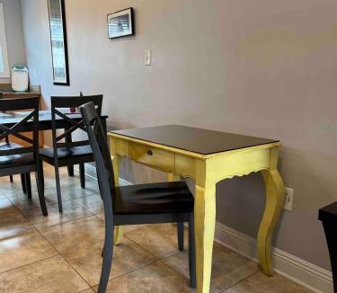 Highlands - Perkins Apartment | 2 br Steps from Tiger Stadium