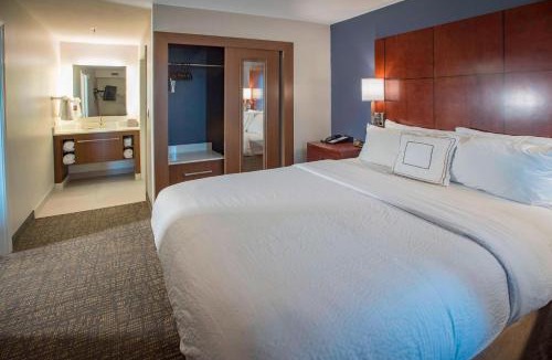 Southeast Pensacola Hotel | Residence Inn by Marriott Pensacola Downtown