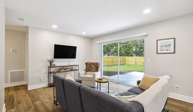 Tampa Vacation Rental ~ 3 Mi to Downtown!