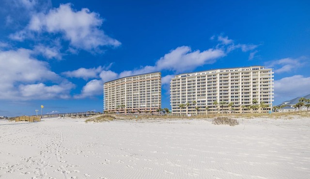 Beach Club 708D
