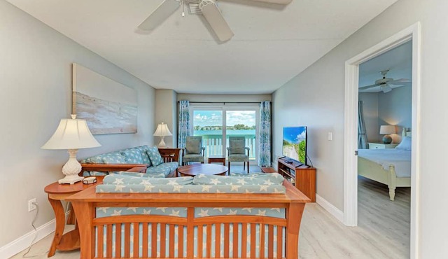 Anna Maria Island Beach Palms 6B