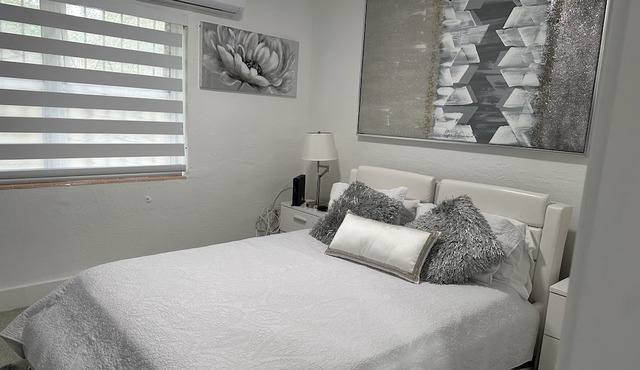 Villa Clara Suite-Little Havana
