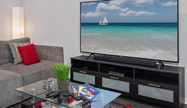 Ybor City Group Home — Game Room & Sleeps 12 | Tampa