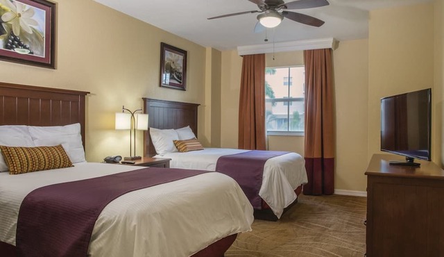 Luxury 2BR Wyndham Pompano Beach Gated Resort w/Spa, Tennis, Golf, Heated Pools